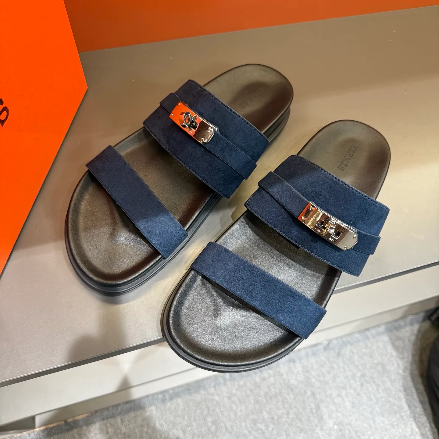 Men's shoes 💰300, size 38-45, the new 2014 summer Hermes shoes are the same as the original ones, handmade by masters! ❥High-end customization, exclusive products, the highest version in the industry⚠❥Using: Hermers upper: (pursuing top walking comfort) ✨Top quality on sale━━━━Hermes━━━━━